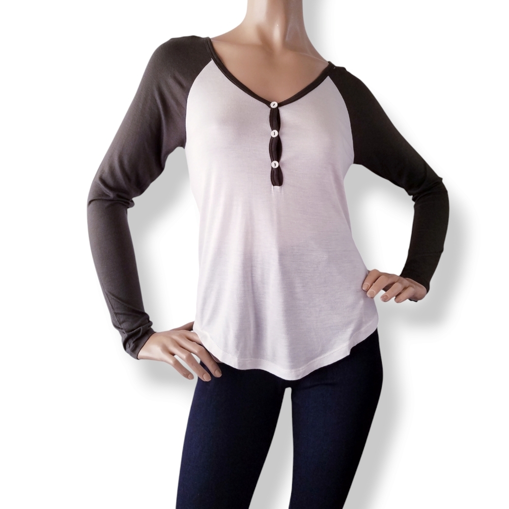 Heart & Hips Olive Green & White Raglan V-Neck Long Sleeve Top